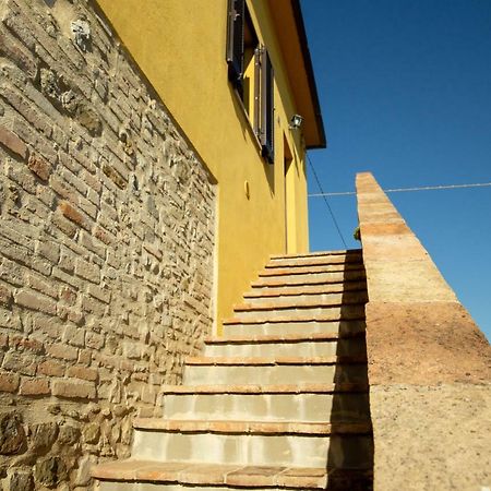 Appartamento Della Pia Bevagna Exterior foto