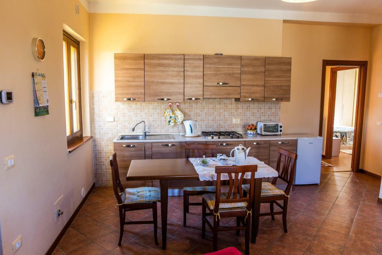 Appartamento Della Pia Bevagna Exterior foto